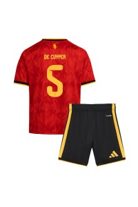 Belgia Maxim De Cuyper #5 Jalkapallovaatteet Lasten Kotipeliasu MM-kisat 2026 Lyhythihainen (+ Lyhyet housut)